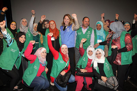 Graduates of the Water Smart Homes — Activity after receiving their certificates recently (Photo courtesy of Millennium Challenge Account — Jordan ‘s Facebook page)